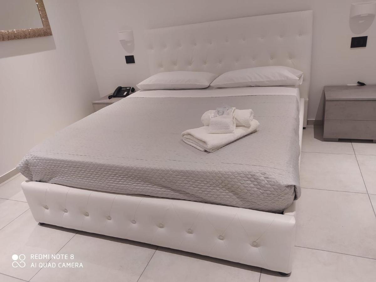 Motel Circuit Drive Cingia De' Botti Экстерьер фото